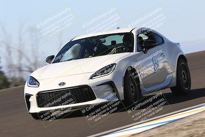 media/Oct-05-2025-Speed Ventures (Sun) [[aa9b841edf]]/Black/Session 2 (Turn 2)/